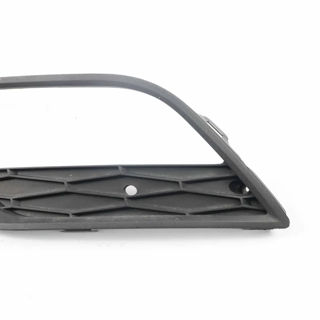 Seat Ibiza Garniture de calandre de pare-chocs avant gauche 2012-2017 - SKU 6J0853665F - Numéro de pièce 6J0853665F