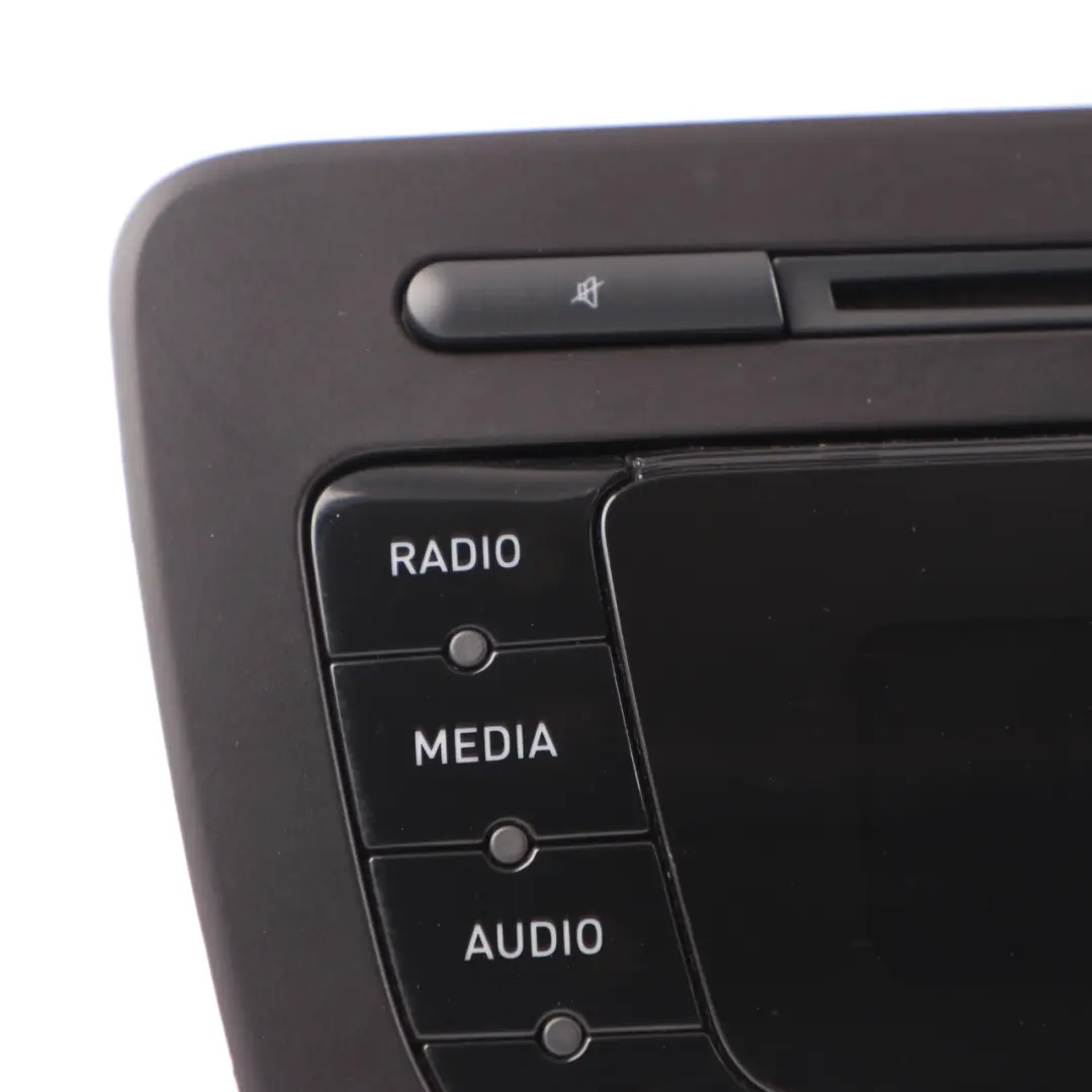 6J Radio Stereo Audio Kopfeinheit Panel MP3 für Seat Ibiza IV mit Teilenummer 6J2035153G Seat Ibiza IV 6J Radio Stereo Audio Kopfeinheit Panel MP3 - SKU 6J2035153G - Teilenummer 6J2035153G