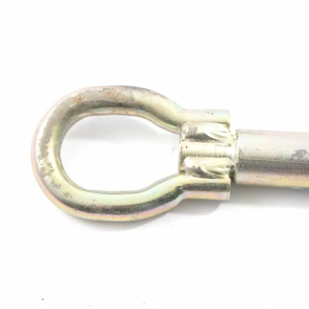 Occhio di traino Gancio di traino per VW Polo Seat Ibiza Skoda Fabia con numero di parte 6K0803615C VW Polo Seat Ibiza Skoda Fabia Occhio di traino Gancio di traino - SKU 6K0803615C - Numero di parte 6K0803615C