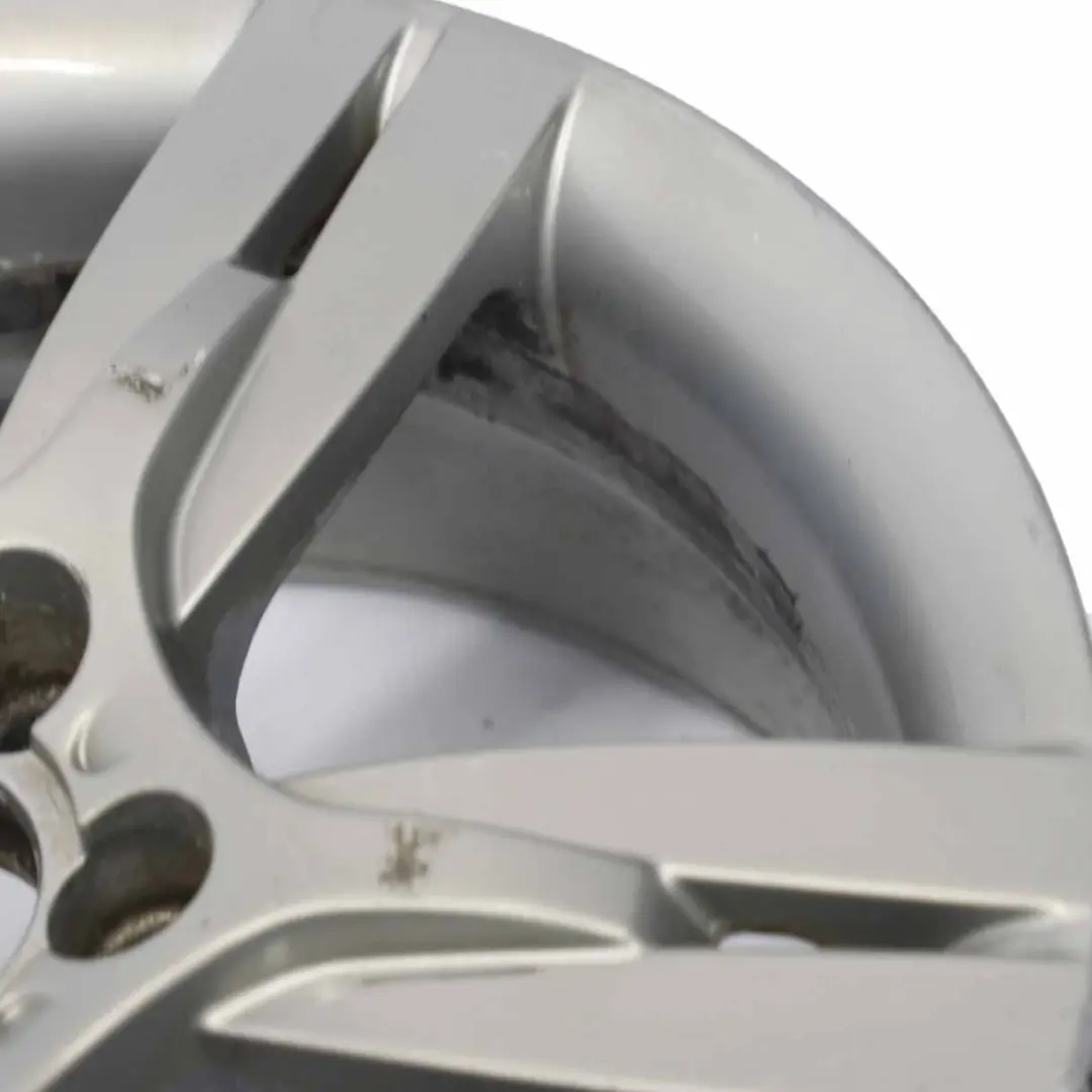 Silberne Leichtmetallfelge 5 Speichen 16" 6,5J ET:43 für Seat Ibiza III 3 mit Teilenummer 6L0601025 Seat Ibiza III 3 Silberne Leichtmetallfelge 5 Speichen 16" 6,5J ET:43 - SKU 6L0601025-1 - Teilenummer 6L0601025