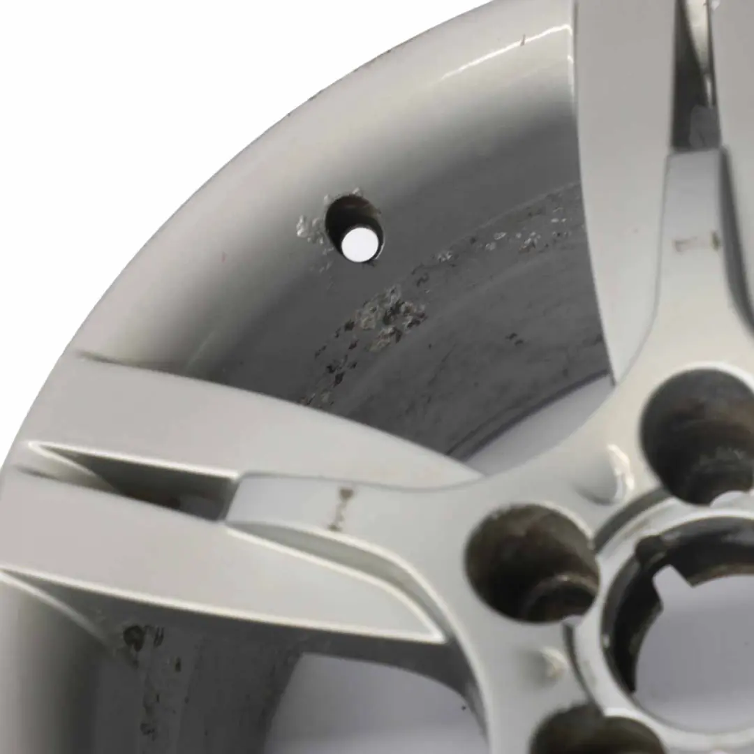 Felga Aluminiowa 16" 6,5J do Seat Ibiza 3 o numerze 6L0601025 Seat Ibiza 3 Felga Aluminiowa 16" 6,5J - SKU 6L0601025-2 - Numer Części 6L0601025