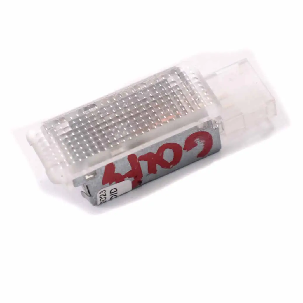 Innenraum Türkarte Höflichkeitsleuchte Tür für VW Audi Golf 5 Audi A3 8P mit Teilenummer 6L0947565 VW Audi Golf 5 Audi A3 8P Innenraum Türkarte Höflichkeitsleuchte Tür - SKU 6L0947565 - Teilenummer 6L0947565
