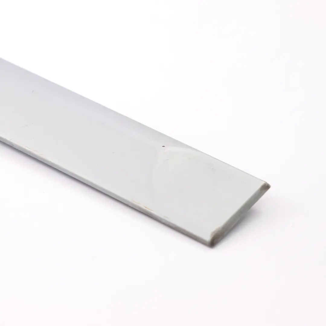 MK3 Striscia modanatura rivestimento posteriore destro 6M21U25532B per Ford Galaxy con numero di parte 6M21-U25532-B Ford Galaxy MK3 Striscia modanatura rivestimento posteriore destro 6M21U25532B - SKU 6M21-U25532-B - Numero di parte 6M21-U25532-B