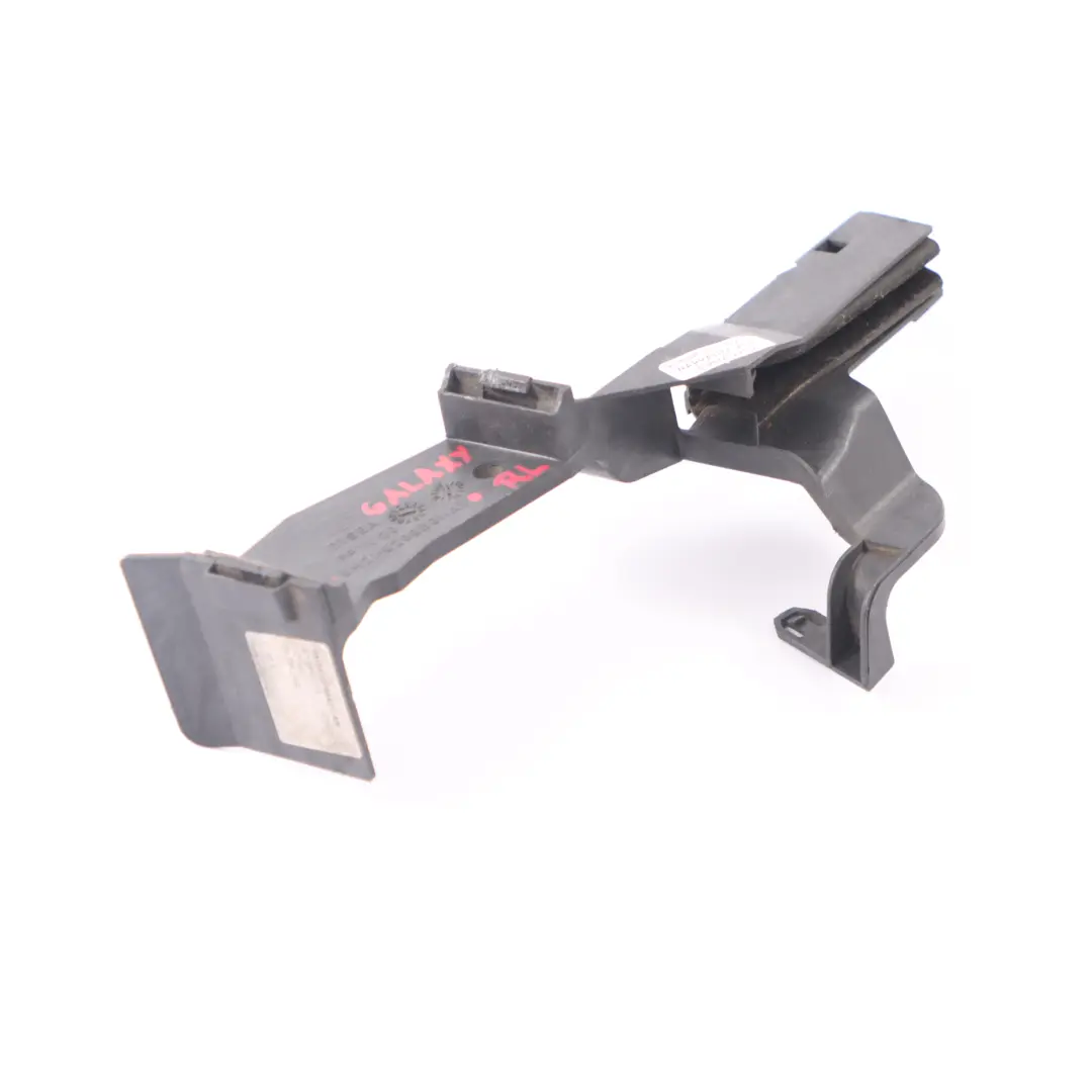 Ford Galaxy Mocowanie Wspornik Osłona Zamka Lewy Tył - SKU 6M21-U266B31-AB - Numer Części 6M21-U266B31-AB