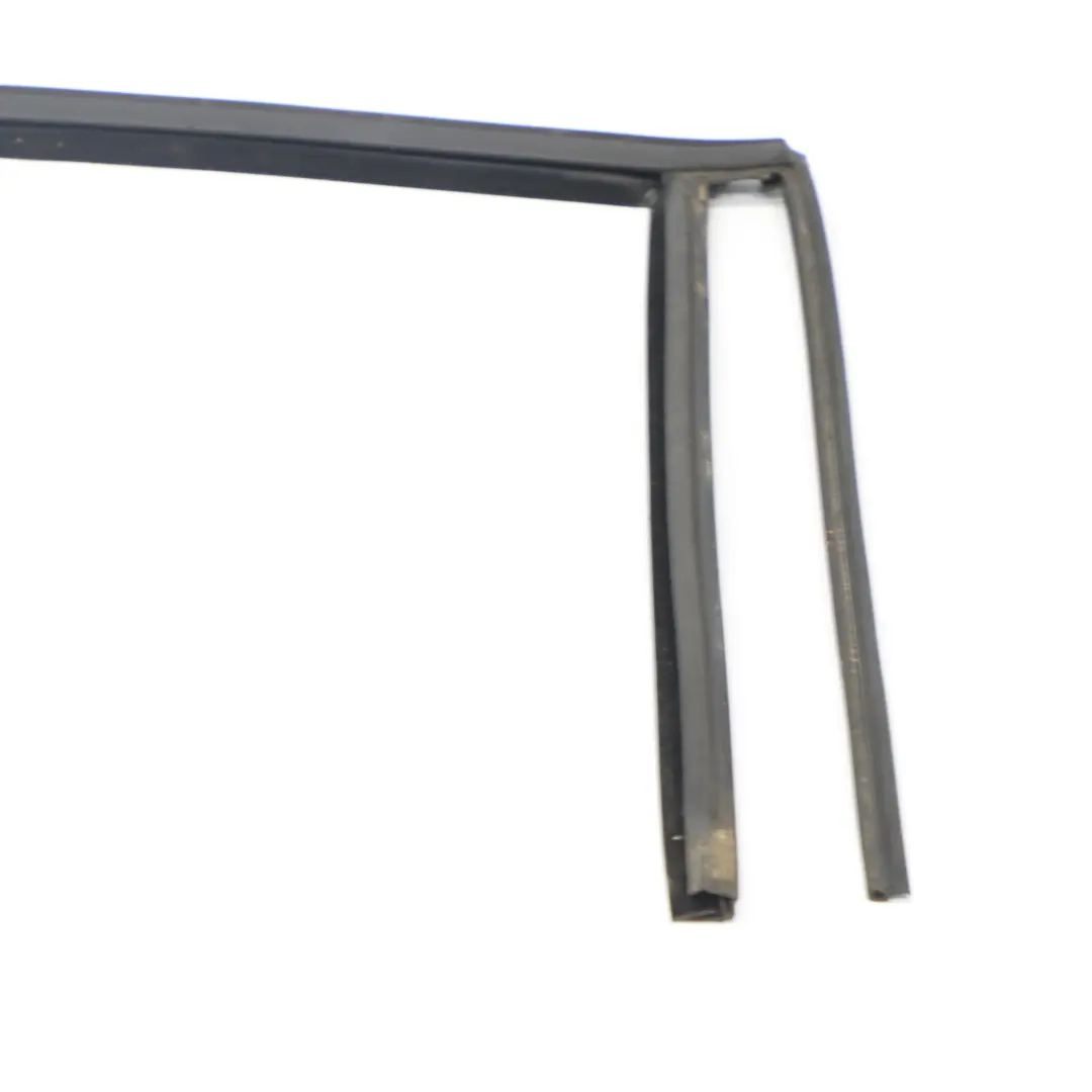 Ford Galaxy Guarnizione finestra porta posteriore destra in gomma - SKU 6M21R25824AR - Numero di parte 6M21R25824AR