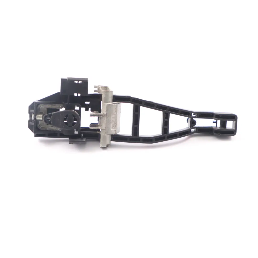 MK4 Galaxy Door Handle Base Front Right O/S Bracket to Ford Mondeo with Part number 6M21U224A36BF Ford Mondeo MK4 Galaxy Door Handle Base Front Right O/S Bracket - SKU 6M21U224A36BF - Part number 6M21U224A36BF