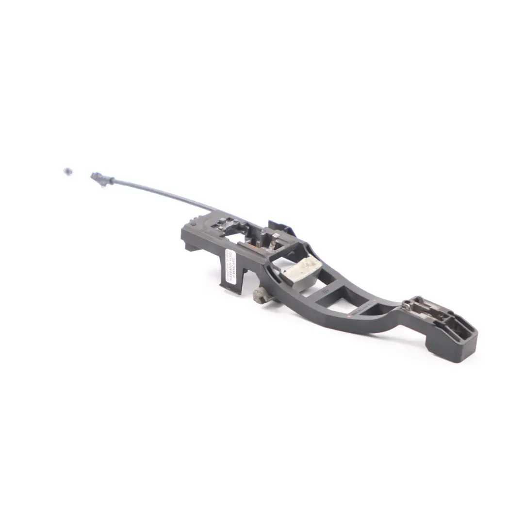 MK4 Galaxy Door Handle Base Front Left N/S Bracket to Ford Mondeo with Part number 6M21U224A37BF Ford Mondeo MK4 Galaxy Door Handle Base Front Left N/S Bracket - SKU 6M21U224A37BF - Part number 6M21U224A37BF