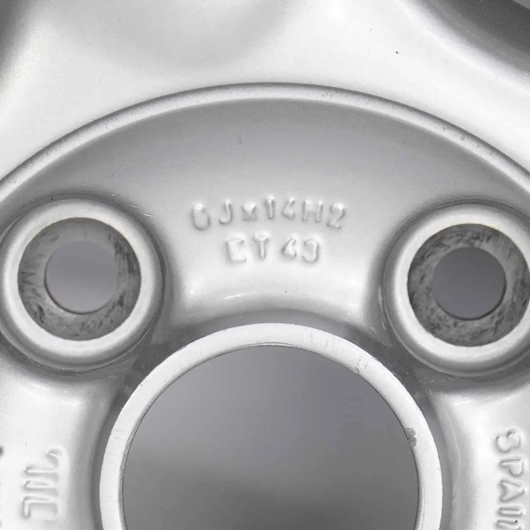 6N Jante argentée en alliage 14" ET:43 6J pour VW Volkswagen Polo à propos du numéro de pièce 6N0601025D VW Volkswagen Polo 6N Jante argentée en alliage 14" ET:43 6J - SKU 6N0601025D-2 - Numéro de pièce 6N0601025D