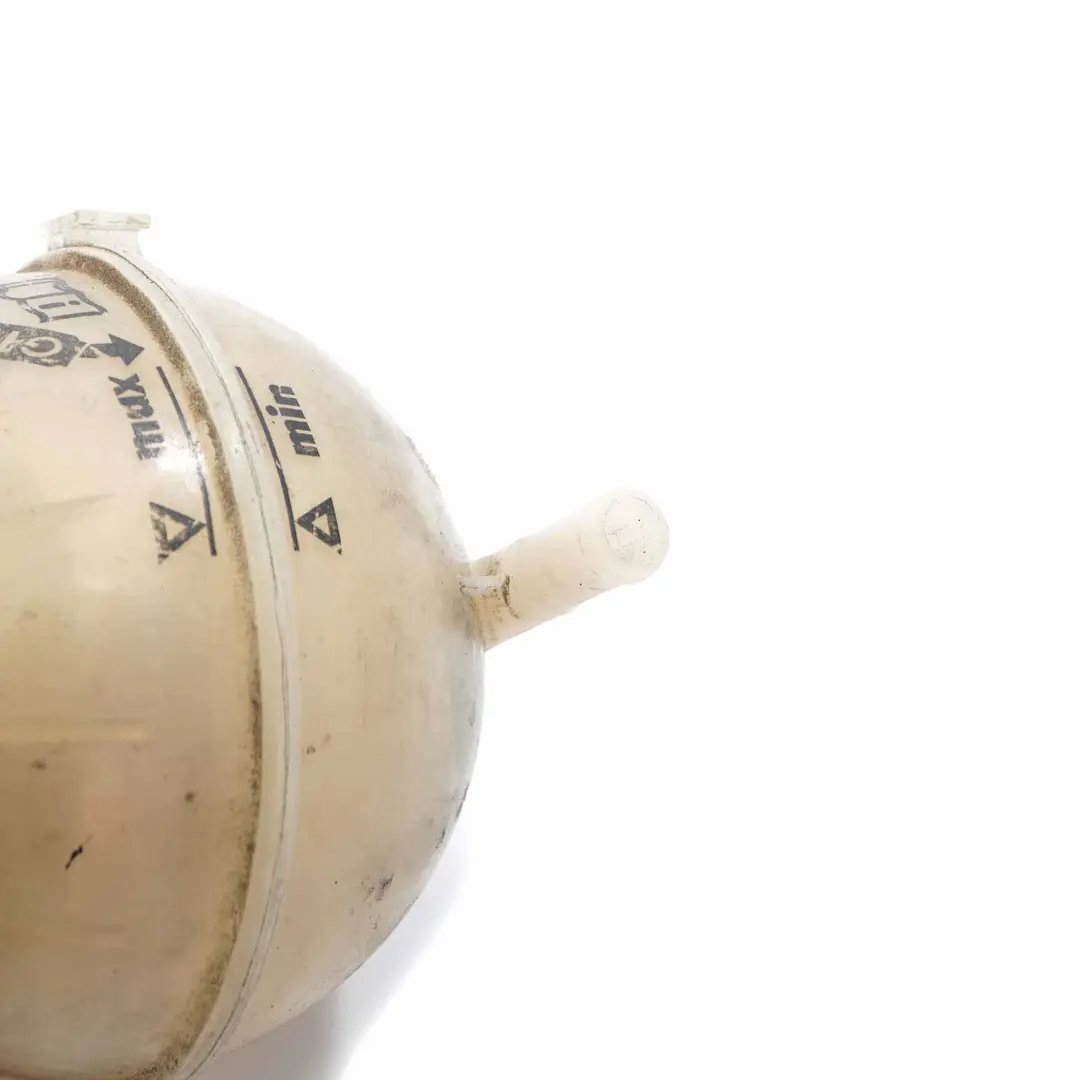 Depósito refrigerante expansión Botella líquido para VW Volkswagen Polo 4 con número de pieza 6Q0121407 VW Volkswagen Polo 4 Depósito refrigerante expansión Botella líquido - SKU 6Q0121407 - Número de pieza 6Q0121407