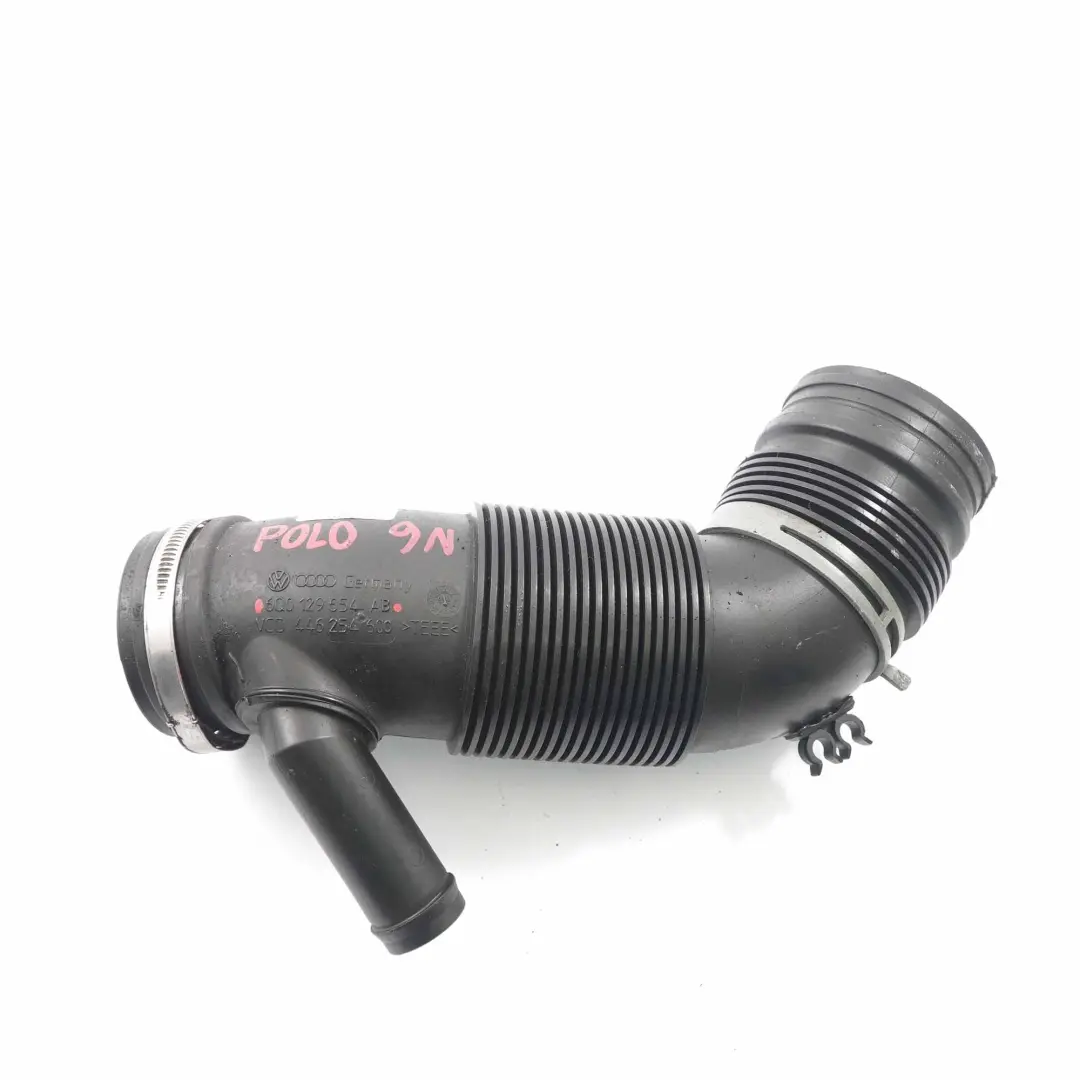 VW Volkswagen Polo 4 9N 1.4 TDI Diesel Air Intake Hose Pipe Line - SKU 6Q0129654AB - Part number 6Q0129654AB