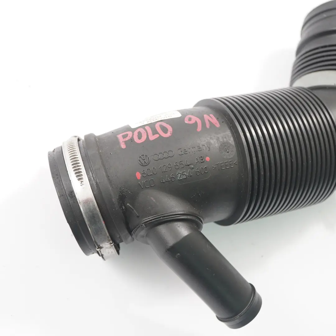 VW Volkswagen Polo 4 9N 1.4 TDI Diesel Air Intake Hose Pipe Line - SKU 6Q0129654AB - Part number 6Q0129654AB