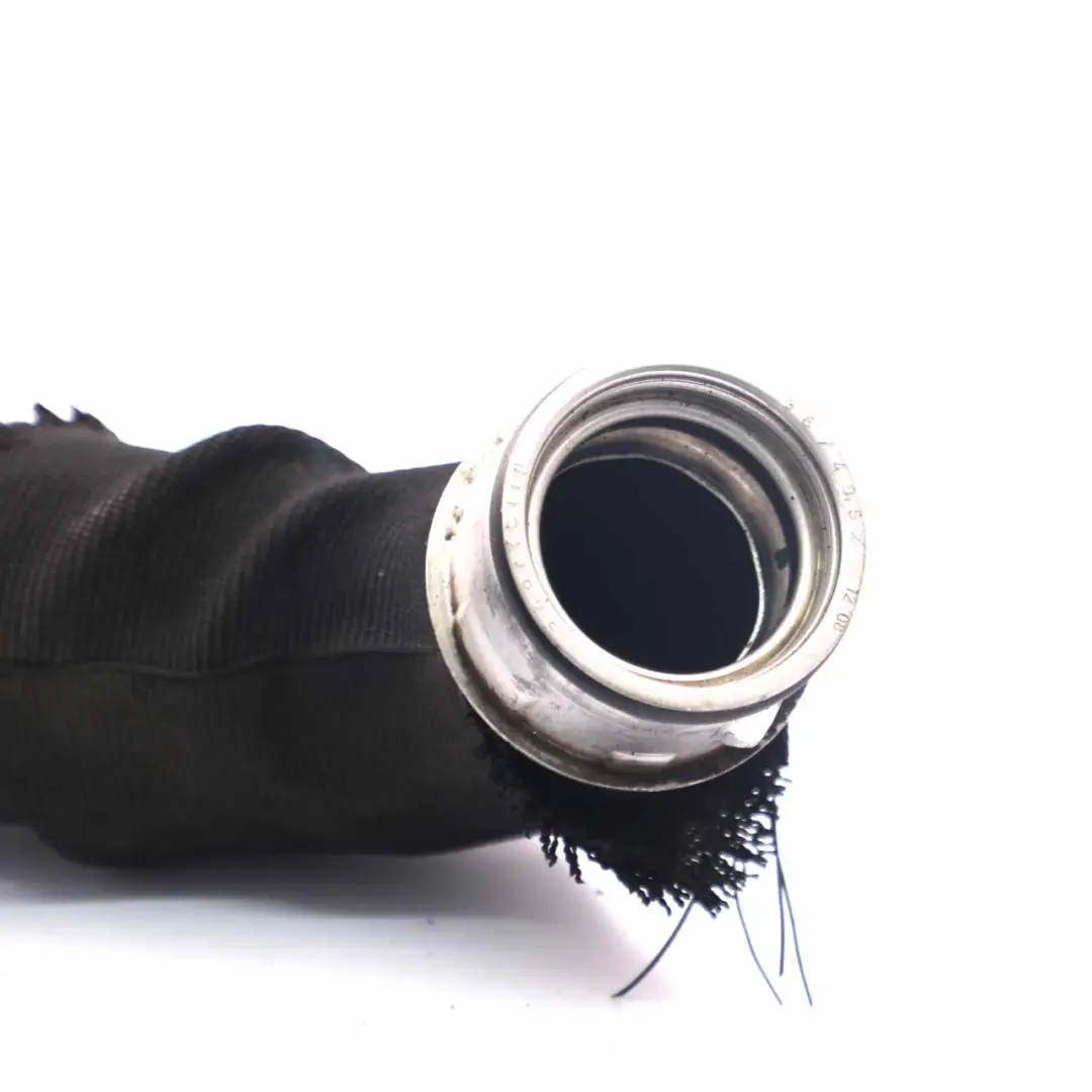 9N3 1.4 TDI Tubo flexible de carga de aire del intercooler para VW Polo 4 con número de pieza 6Q0145828R VW Polo 4 9N3 1.4 TDI Tubo flexible de carga de aire del intercooler - SKU 6Q0145828R - Número de pieza 6Q0145828R