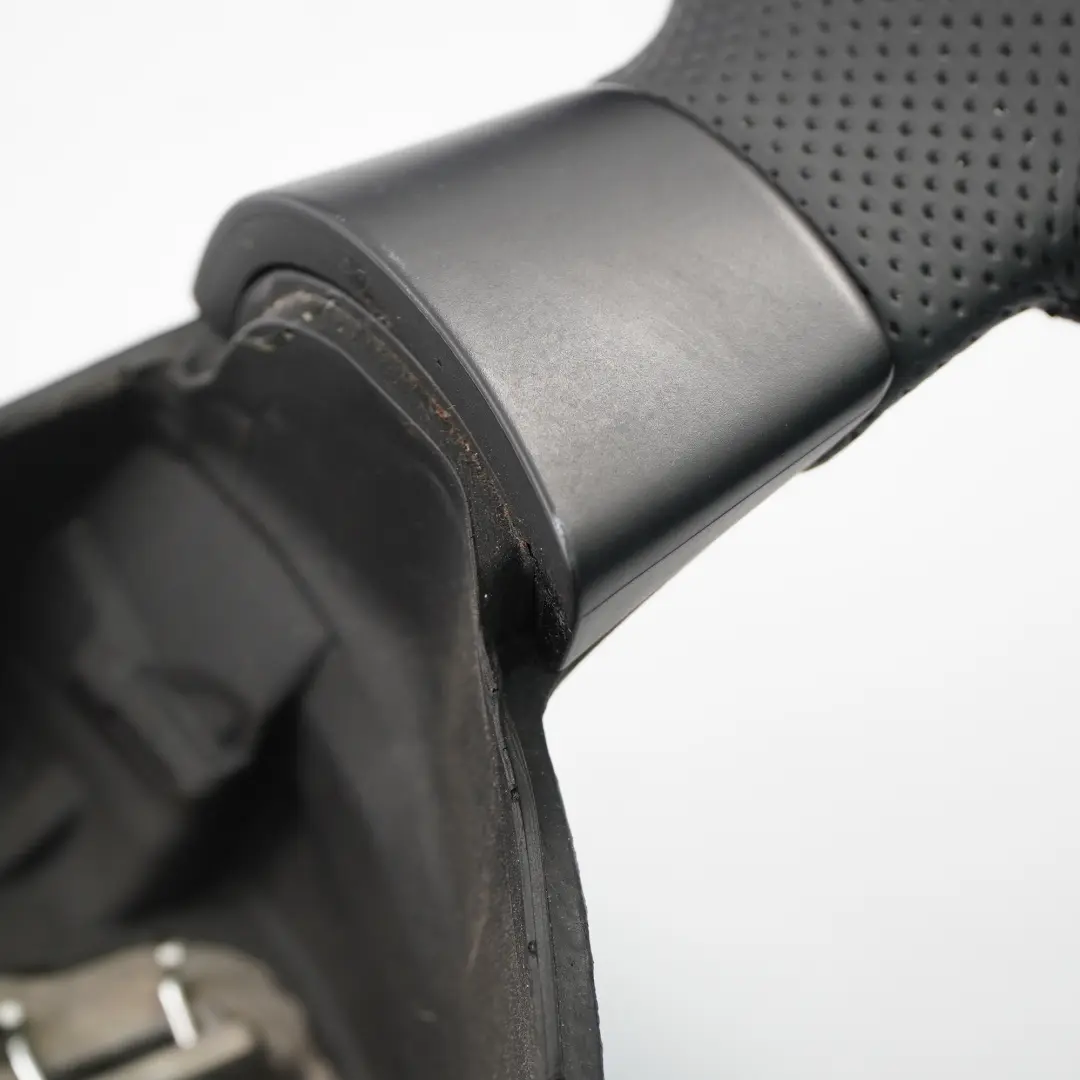 NUOVO Volante in pelle nera per VW Volkswagen Polo IV 9N con numero di parte 6Q0419091 VW Volkswagen Polo IV 9N NUOVO Volante in pelle nera - SKU 6Q0419091-1 - Numero di parte 6Q0419091