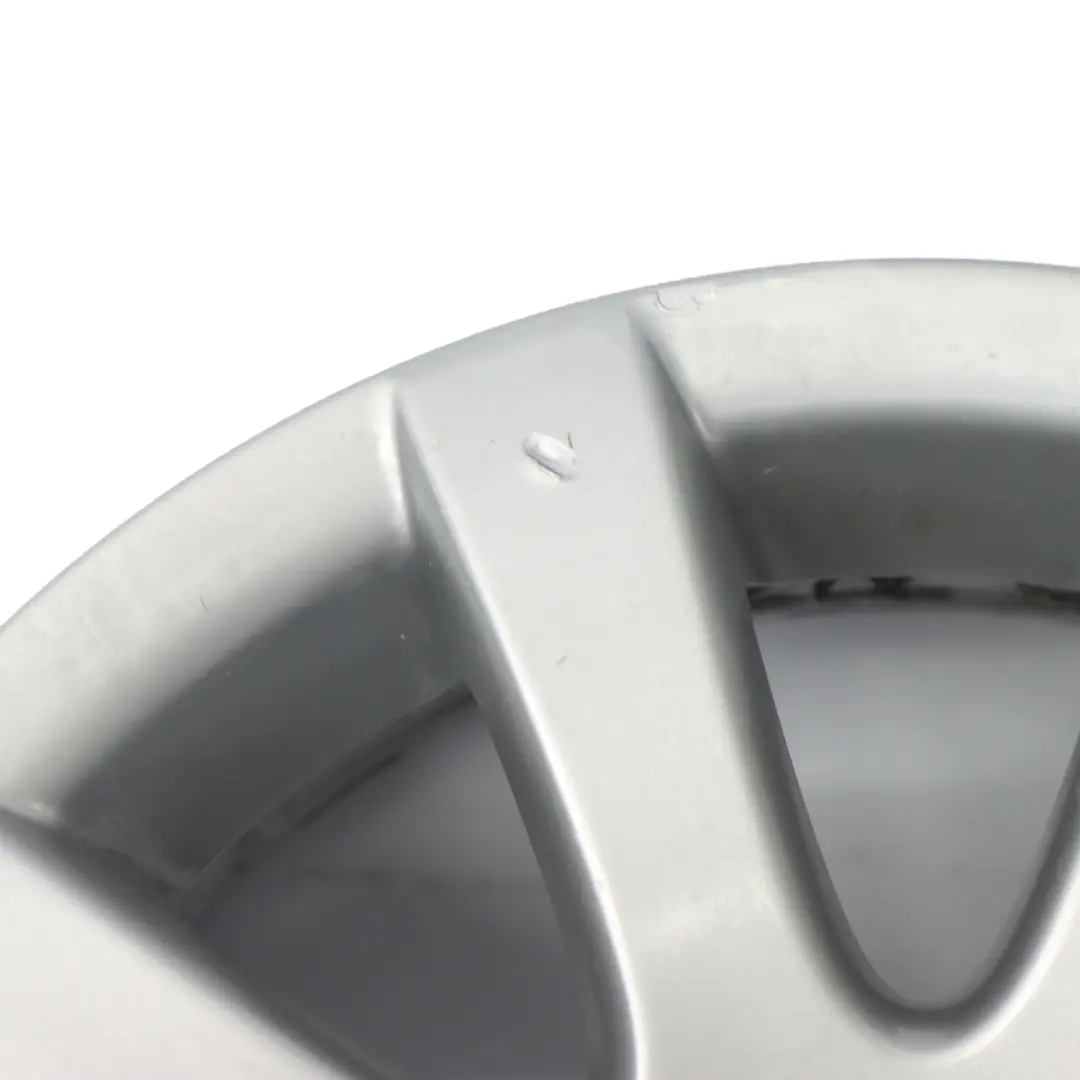 Alloy Rim 14" ET:43 6J to VW Volkswagen Polo 4 9N Silver Wheel with Part number 6Q0601025Q VW Volkswagen Polo 4 9N Silver Wheel Alloy Rim 14" ET:43 6J - SKU 6Q0601025Q-2 - Part number 6Q0601025Q