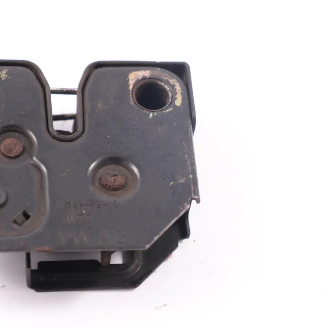 9N3 Cappuccio Blocco del cofano Sgancio del chiavistello per VW Polo 4 9N con numero di parte 6Q0823509A VW Polo 4 9N 9N3 Cappuccio Blocco del cofano Sgancio del chiavistello - SKU 6Q0823509A - Numero di parte 6Q0823509A