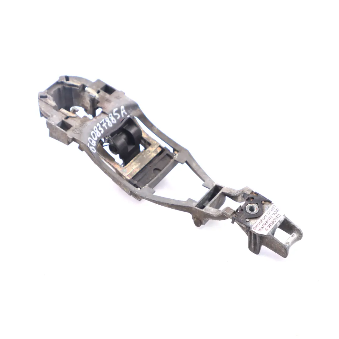 Volkswagen Seat Skoda Türgriffsockel Träger Vorne Links Rahmen - SKU 6Q0837885A - Teilenummer 6Q0837885A
