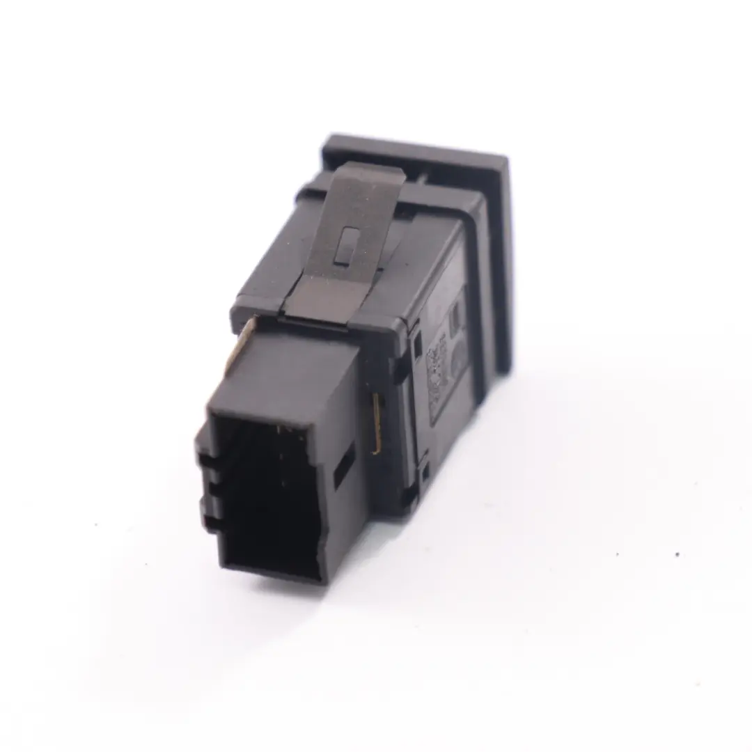 Airbag Switch OFF Deactivation Lock Button Light to VW Polo 9N Passenger with Part number 6Q0919235 VW Polo 9N Passenger Airbag Switch OFF Deactivation Lock Button Light - SKU 6Q0919235 - Part number 6Q0919235