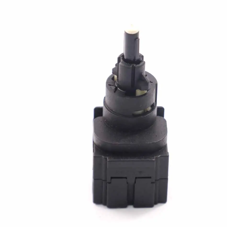 Bremslicht Pedal Sensor Schalter für VW Polo 9N Seat Ibiza Skoda Fabia mit Teilenummer 6Q0945511 VW Polo 9N Seat Ibiza Skoda Fabia Bremslicht Pedal Sensor Schalter - SKU 6Q0945511 - Teilenummer 6Q0945511