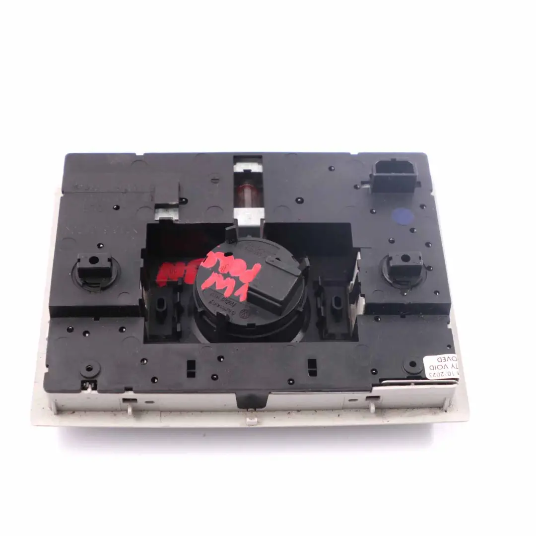 Volkswagen Polo 4 9N Roof Light Front Reading Lamp Interior Panel Grey - SKU 6Q0947105 - Part number 6Q0947105