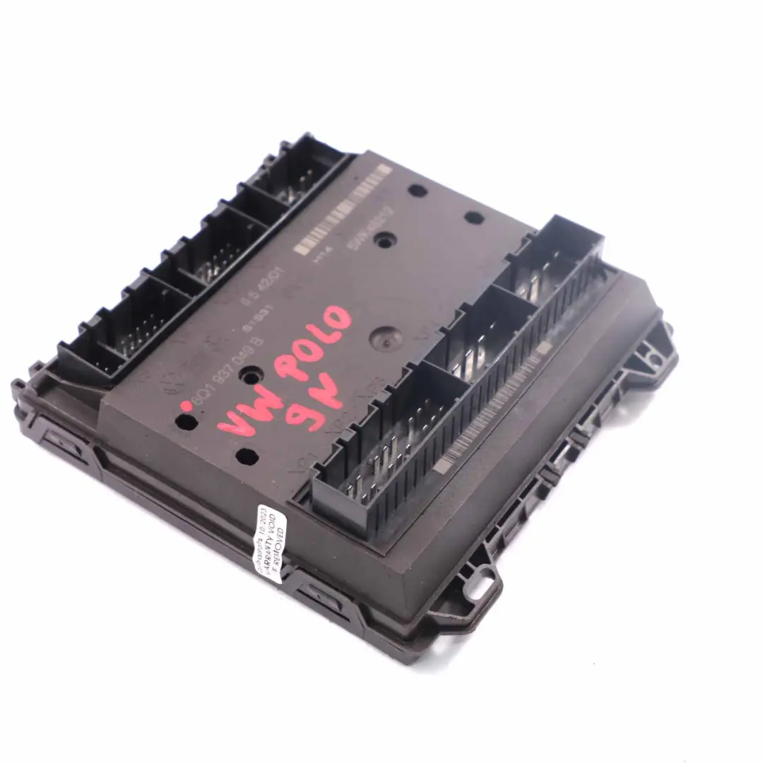 VW Polo 9N Module l'unité de confort de la commande de la carrosserie - SKU 6Q1937049B - Numéro de pièce 6Q1937049B
