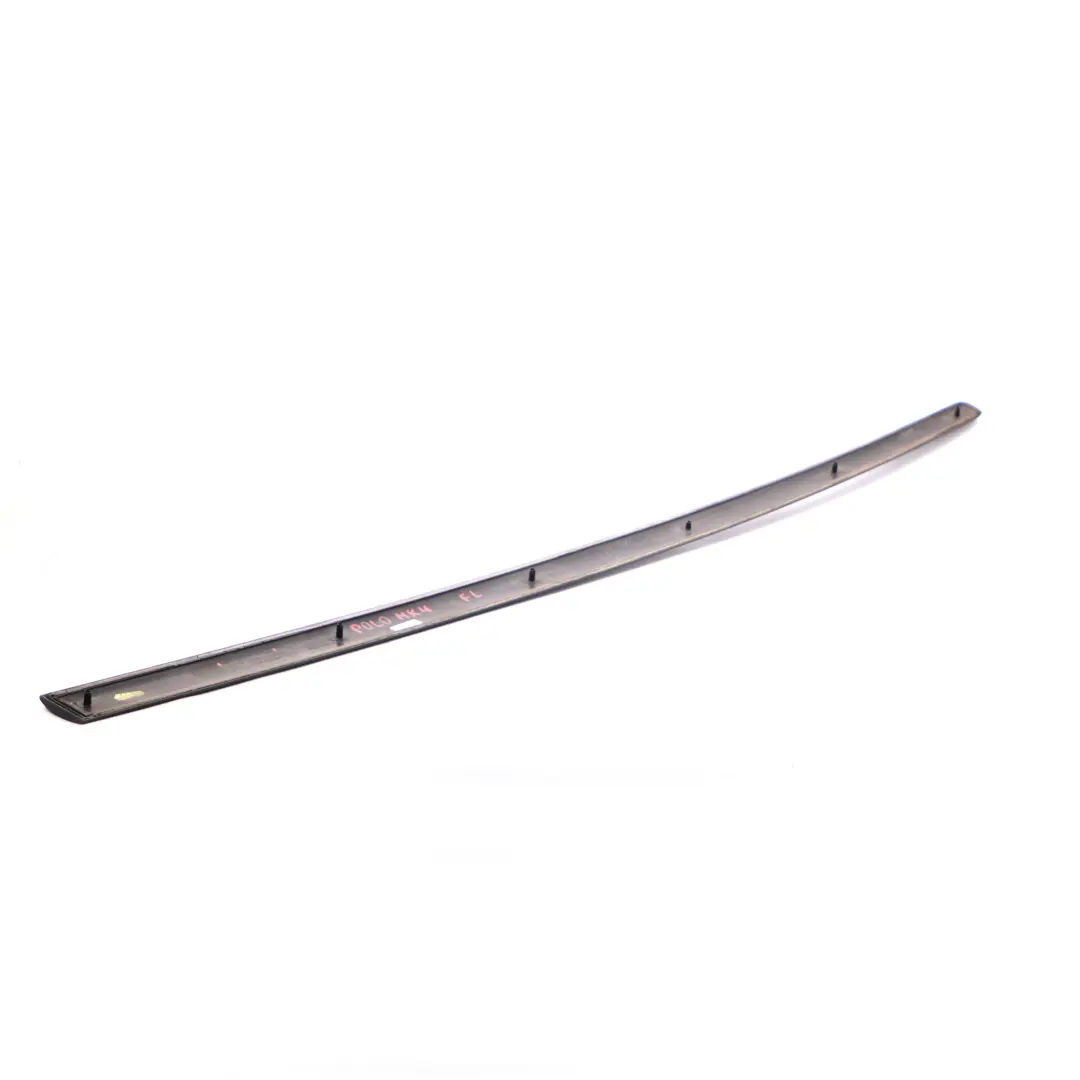 Mk4 9N Garniture de Porte Avant Gauche Moulding Decor pour VW Polo à propos du numéro de pièce 6Q3853515LH VW Polo Mk4 9N Garniture de Porte Avant Gauche Moulding Decor - SKU 6Q3853515LH - Numéro de pièce 6Q3853515LH