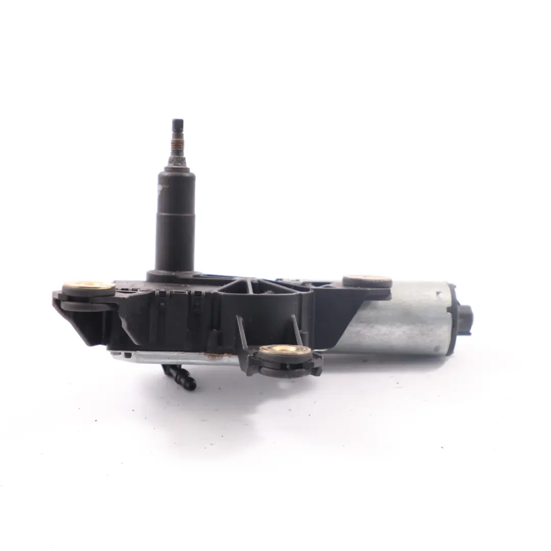 9N3 Moteur d'essuie-glace arrière Actionneur de hayon pour VW Polo 4 à propos du numéro de pièce 6Q6955711 VW Polo 4 9N3 Moteur d'essuie-glace arrière Actionneur de hayon - SKU 6Q6955711 - Numéro de pièce 6Q6955711