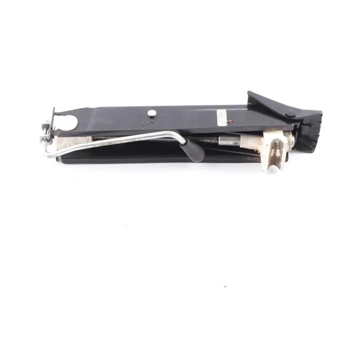 Lifting Jack Emergency Wheel Lift Tool to VW Volkswagen Polo 6R 5 Car with Part number 6R0011031C VW Volkswagen Polo 6R 5 Car Lifting Jack Emergency Wheel Lift Tool - SKU 6R0011031C - Part number 6R0011031C