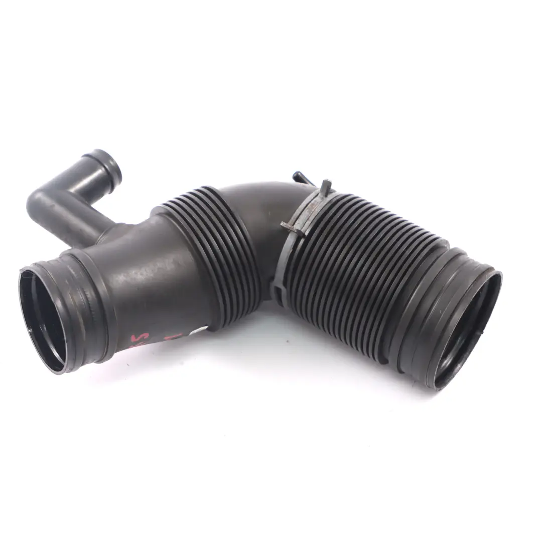 Luft einlass Schlauch leitung für VW Volkswagen Polo 5 1.2 TDI Diesel mit Teilenummer 6R0129654C VW Volkswagen Polo 5 1.2 TDI Diesel Luft einlass Schlauch leitung - SKU 6R0129654C-1 - Teilenummer 6R0129654C