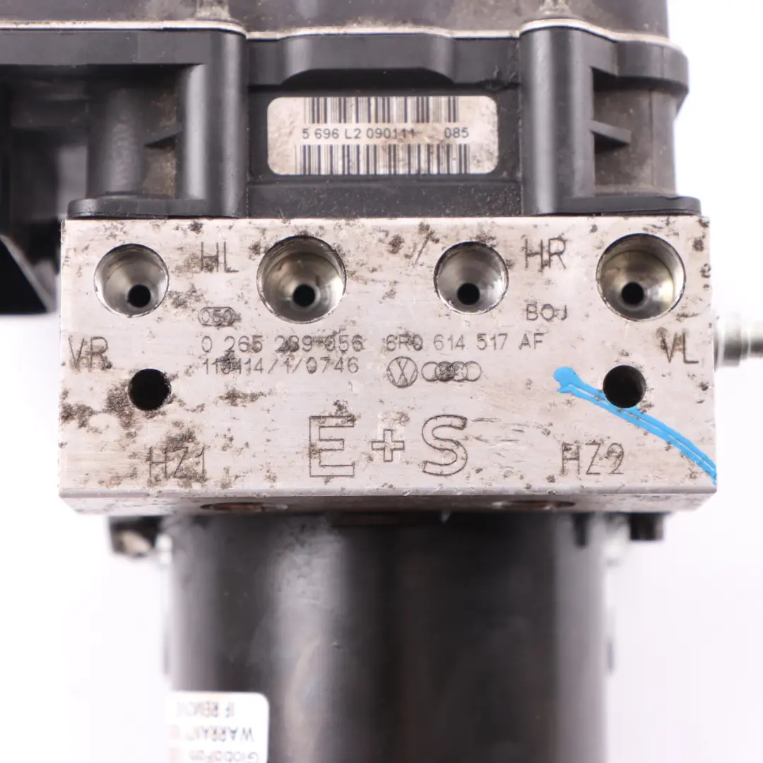 Brake Pump ABS Module Hydraulic Control to Volkswagen Polo 6R with Part number 6R0907379AK Volkswagen Polo 6R Brake Pump ABS Module Hydraulic Control - SKU 6R0907379AK - Part number 6R0907379AK