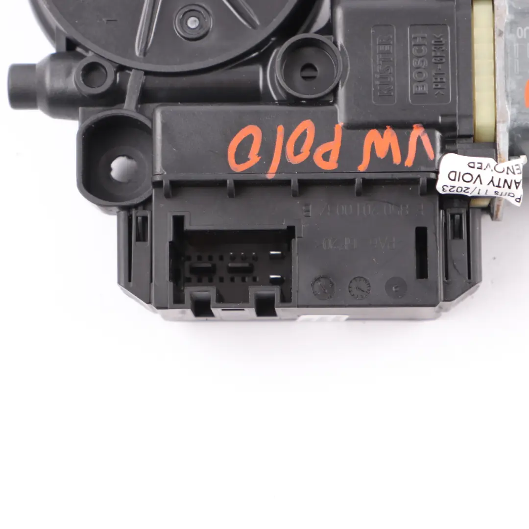 Fensterhebermotor Vordertür links Antrieb für Volkswagen Polo 6R 5 mit Teilenummer 6R0959801AD Volkswagen Polo 6R 5 Fensterhebermotor Vordertür links Antrieb - SKU 6R0959801AD - Teilenummer 6R0959801AD