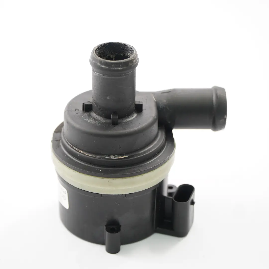 MK6 TDI Auxiliar Eléctrico Adicional Bomba Agua Refrigerante para VW Golf con número de pieza 6R0965561A VW Golf MK6 TDI Auxiliar Eléctrico Adicional Bomba Agua Refrigerante - SKU 6R0965561A - Número de pieza 6R0965561A