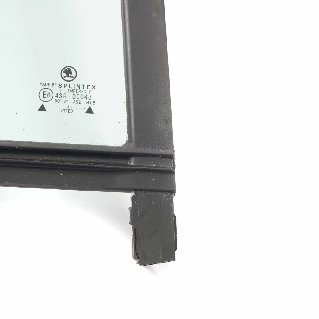 MK1 Combi Window Glass Rear Door Right O/S Quarter AS2 to Skoda Fabia with Part number 6Y9845210C Skoda Fabia MK1 Combi Window Glass Rear Door Right O/S Quarter AS2 - SKU 6Y9845210C - Part number 6Y9845210C