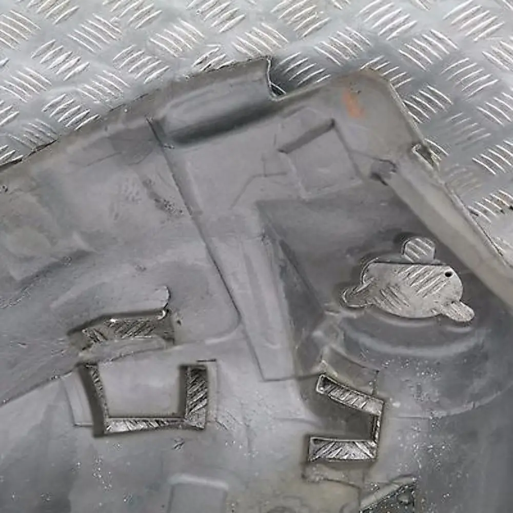 BMW E65 E66 Isolamento Acustico Passaruota Posteriore Destra - SKU 7000294 - Numero di parte 51487000294