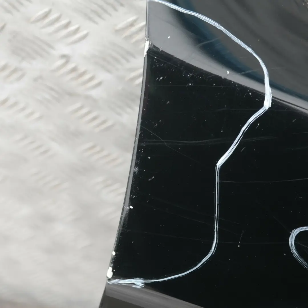 Side Panel Wing Fender Front Right O/S Schwarz 2 Black - 668 to BMW X5 Series E53 with Part number 7000386 BMW X5 Series E53 Side Panel Wing Fender Front Right O/S Schwarz 2 Black - 668 - SKU 7000386-SCH1 - Part number 7000386