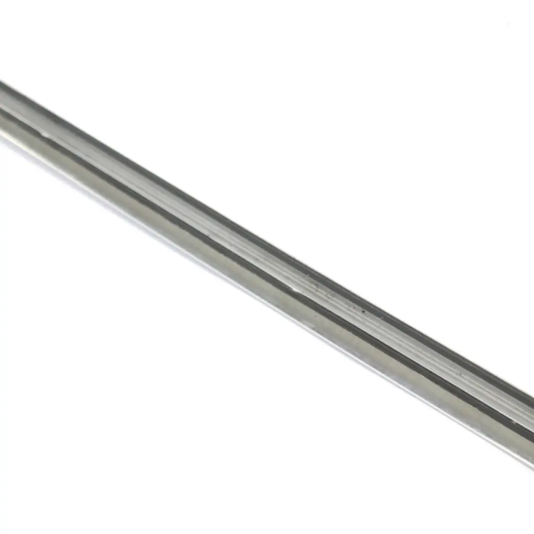 Anteriore Sinistra Modanatura Tetto Striscia Cromata per BMW E46 Touring con numero di parte 7000513 BMW E46 Touring Anteriore Sinistra Modanatura Tetto Striscia Cromata - SKU 7000513 - Numero di parte 7000513