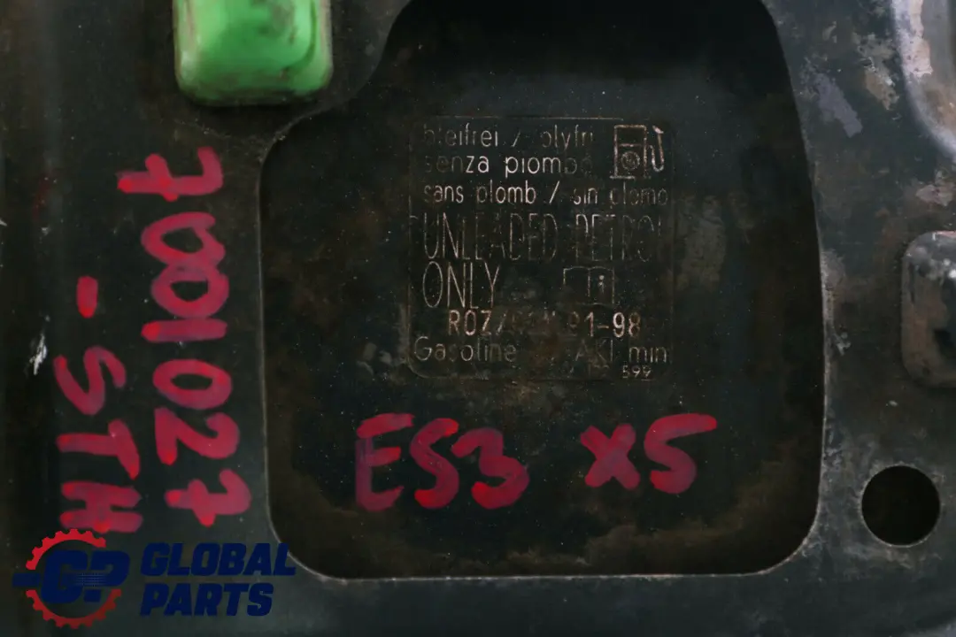 Einfüllklappe Deckel Stahlgrau Grau Metallic 400 für BMW X5 er E53 mit Teilenummer 7001027 BMW X5 er E53 Einfüllklappe Deckel Stahlgrau Grau Metallic 400 - SKU 7001027-STH - Teilenummer 7001027