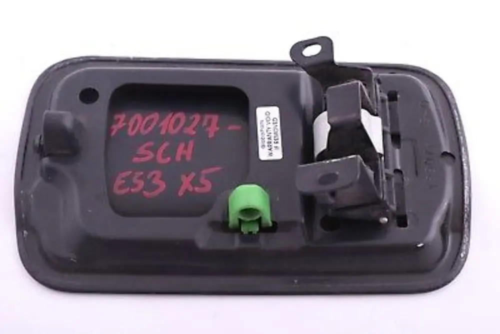 Fill In Flap Fuel Cover Black Schwarz 2 to BMW X5 Series E53 with Part number 7001027 BMW X5 Series E53 Fill In Flap Fuel Cover Black Schwarz 2 - SKU 7001027-SCH - Part number 7001027