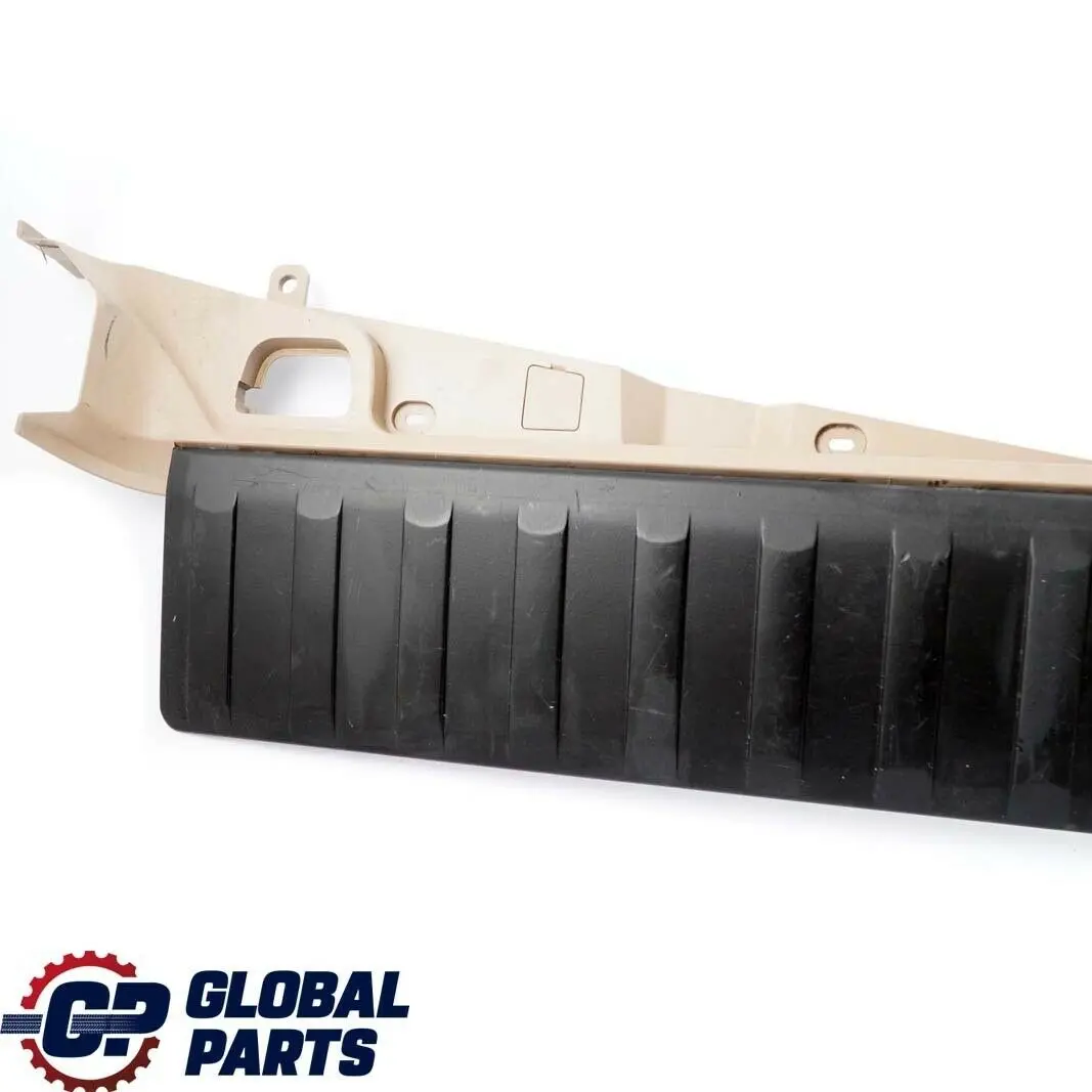 Blende Ladekante Hellbeige Beige 5147 für BMW X5 er E53 mit Teilenummer 8244760 BMW X5 er E53 Blende Ladekante Hellbeige Beige 5147 - SKU 7001144 - Teilenummer 8244760