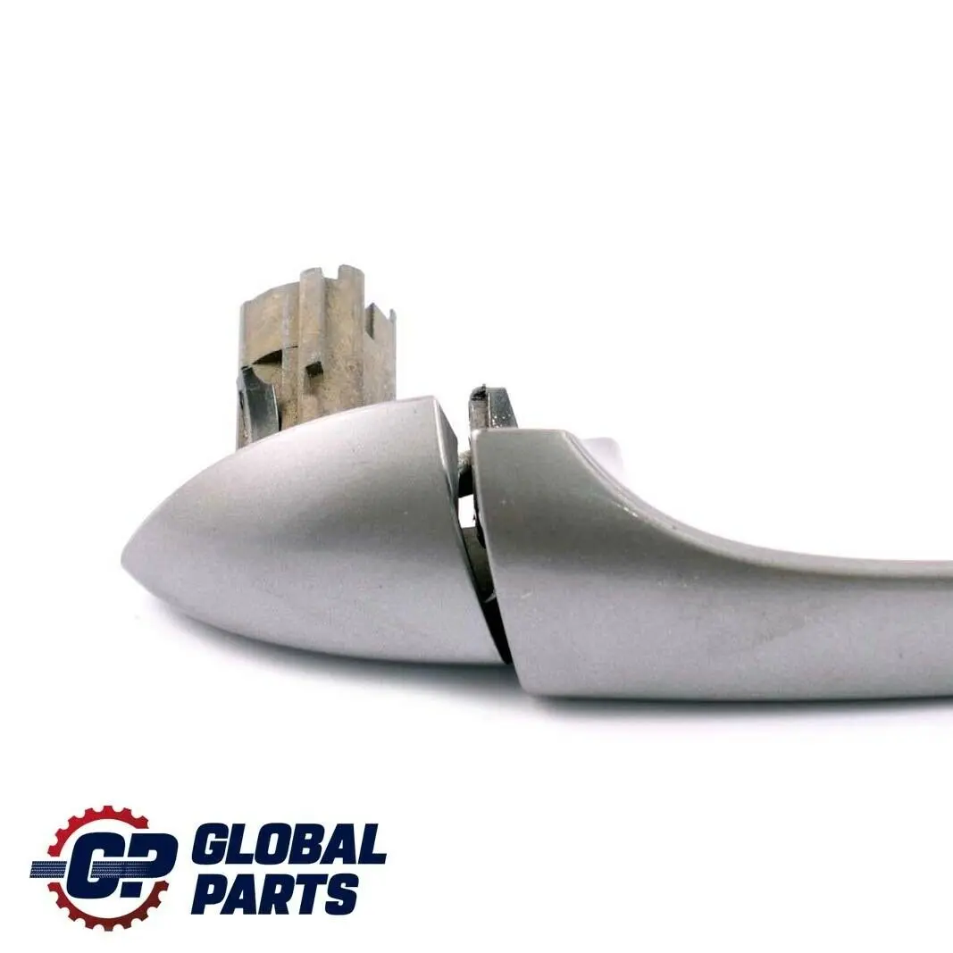 Handle BAR Posteriore Destra Grigio Argento Grigio Metallico 472 per BMW X5 E53 con numero di parte 7002312 BMW X5 E53 Handle BAR Posteriore Destra Grigio Argento Grigio Metallico 472 - SKU 7002312-STG - Numero di parte 7002312