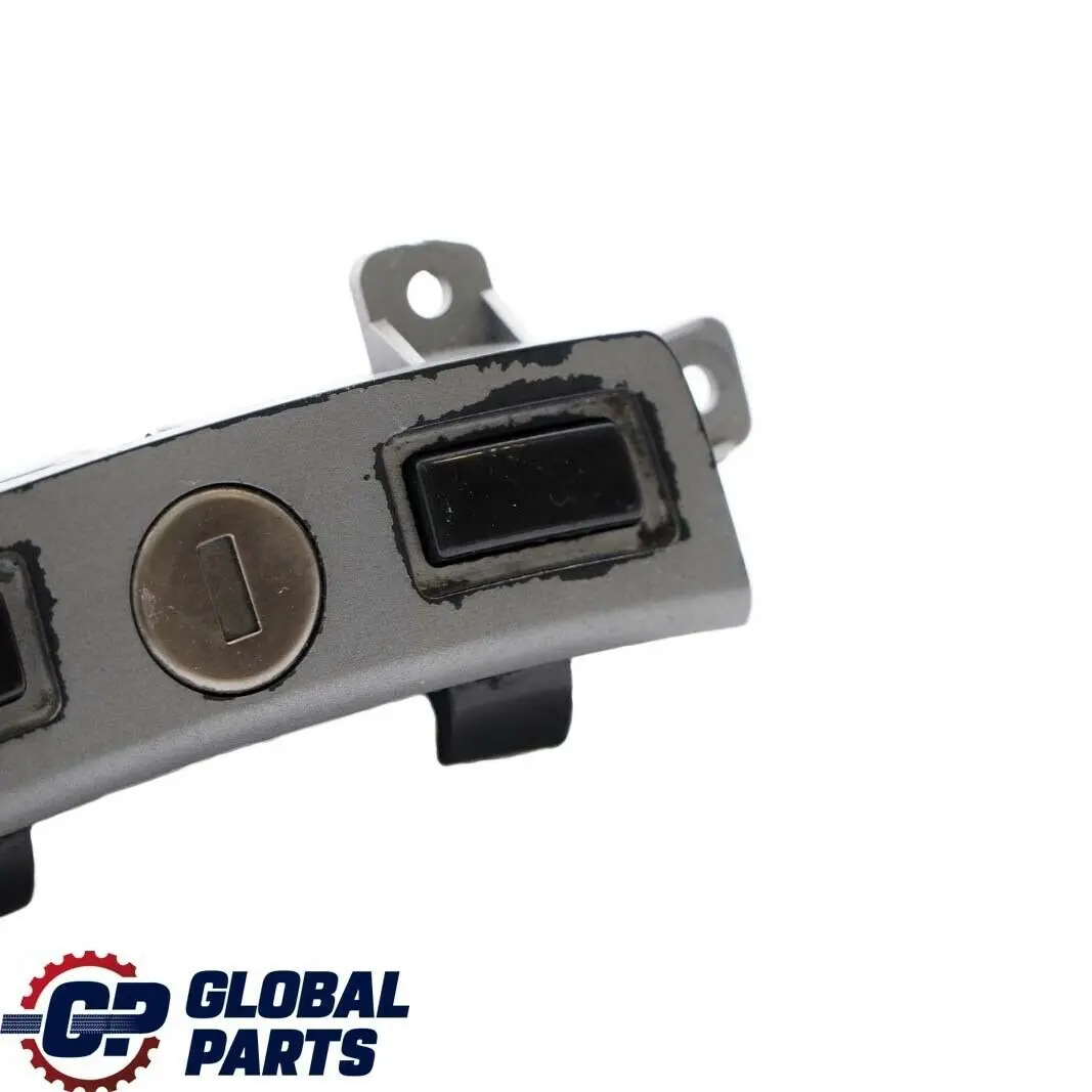 Bloqueo Centro Apoyabrazos Cubiertas Plata Oscuro para BMW E65 E66 E67 con número de pieza 7002397 BMW E65 E66 E67 Bloqueo Centro Apoyabrazos Cubiertas Plata Oscuro - SKU 7002397 - Número de pieza 7002397