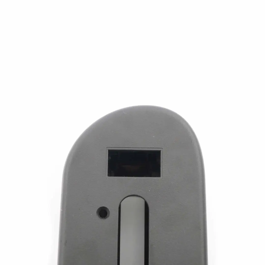 E94 Couvre appui-tête gauche Garniture de siège avant noir pour BMW E93 à propos du numéro de pièce 7003543 BMW E93 E94 Couvre appui-tête gauche Garniture de siège avant noir - SKU 7003543 - Numéro de pièce 7003543