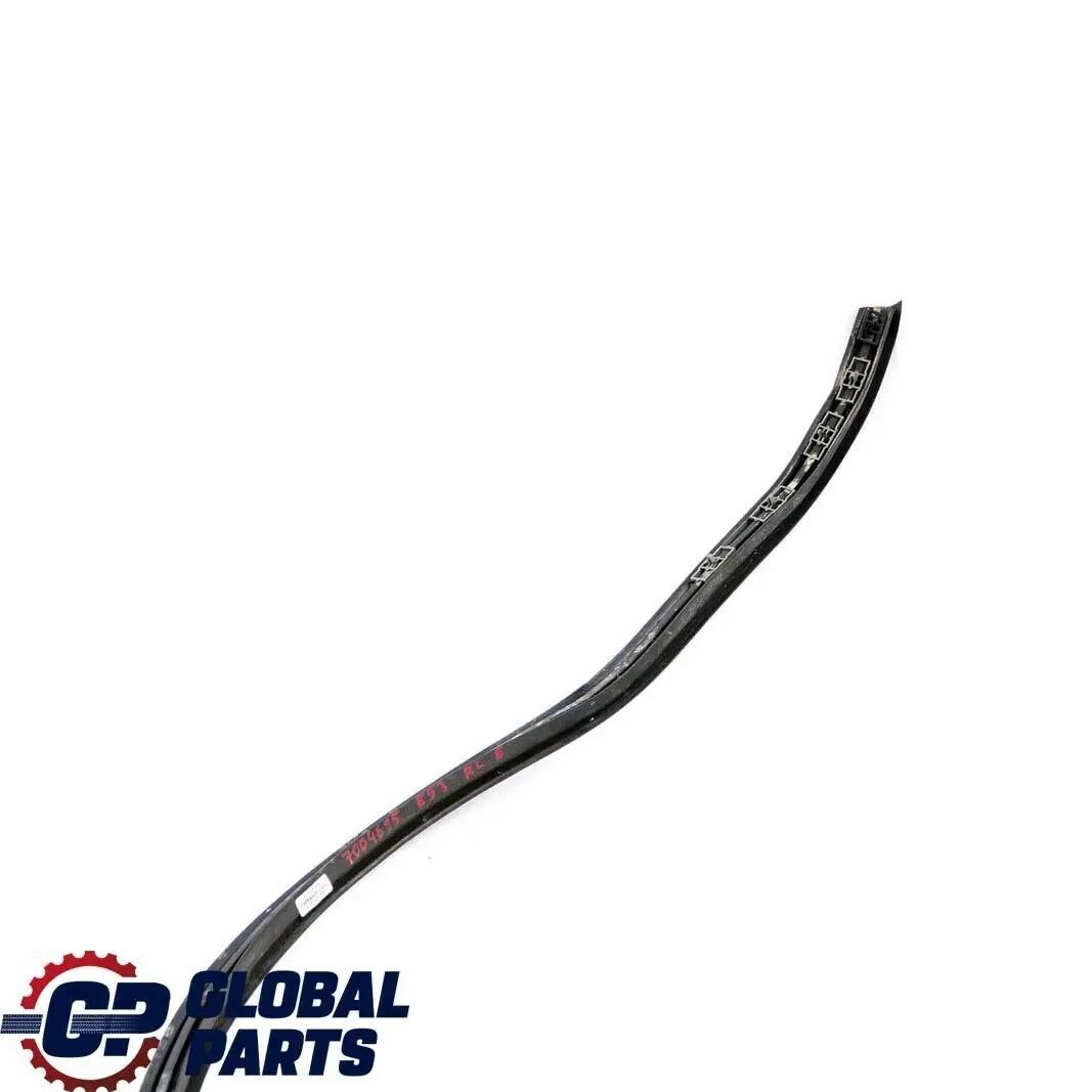 Chiusino Porta Inferiore Posteriore Sinistra Nero per BMW X5 E53 con numero di parte 7004695 BMW X5 E53 Chiusino Porta Inferiore Posteriore Sinistra Nero - SKU 7004695 - Numero di parte 7004695