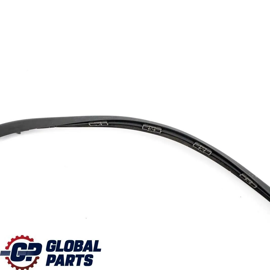 Guarnizione Portiera Porta Posteriore Inferiore Dx Nero per BMW X5 E53 con numero di parte 7004696 BMW X5 E53 Guarnizione Portiera Porta Posteriore Inferiore Dx Nero - SKU 7004696 - Numero di parte 7004696