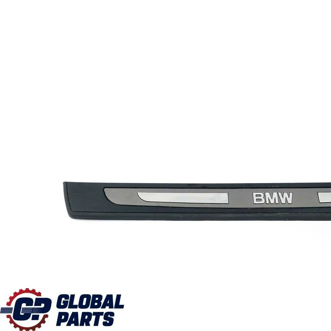 Cubierta entrada tras. izq. plata osc. para BMW E65 E66 con número de pieza 7007397 BMW E65 E66 Cubierta entrada tras. izq. plata osc. - SKU 7007397 - Número de pieza 7007397