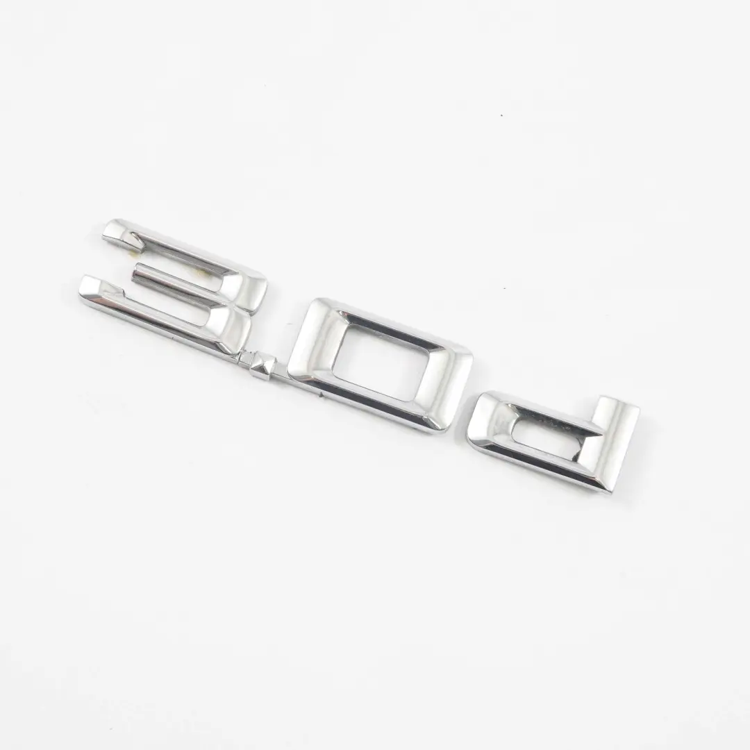 Stemma Incollati - 3.0D - Bagagliaio Posteriore 5114 per BMW X5 E53 con numero di parte 7008540 BMW X5 E53 Stemma Incollati - 3.0D - Bagagliaio Posteriore 5114 - SKU 7008540 - Numero di parte 7008540