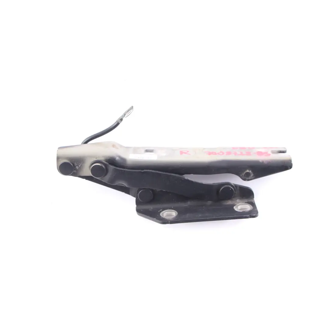 Zawias Pokrywy Silnika Prawy B 7008727 do BMW E60 E61 o numerze 7008728 BMW E60 E61 Zawias Pokrywy Silnika Prawy B 7008727 - SKU 7008728-BS - Numer Części 7008728