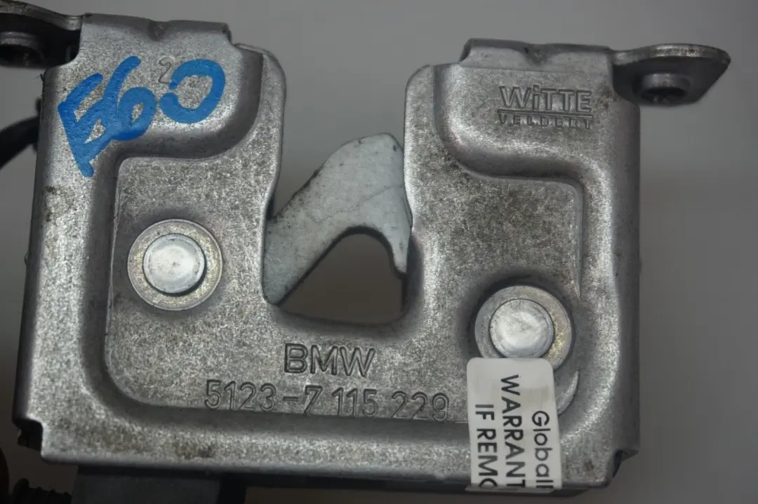 Bonnet Open Catch Lock Release Mechanism to BMW E60 E61 E81 E87 E90 with Part number 7008755 BMW E60 E61 E81 E87 E90 Bonnet Open Catch Lock Release Mechanism - SKU 7008755 - Part number 7008755