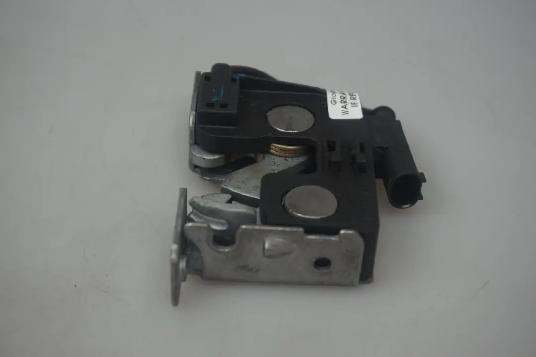 BMW E60 E61 E81 E87 E90 Zamek Maski - SKU 7008755 - Numer Części 7008755