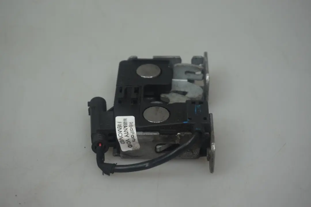 BMW E60 E61 E81 E87 E90 Motorhaube Öffnen Verriegelung Entriegelung Mechanismus - SKU 7008755 - Teilenummer 7008755