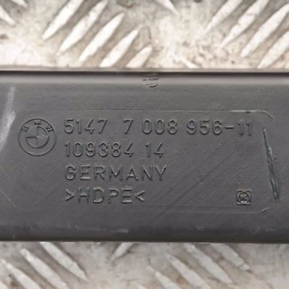 BMW 5 6 Series E60 E61 M5 E63 E64 M6 Air Heater duct right front O/S - SKU 7008956 - Part number 51477008956